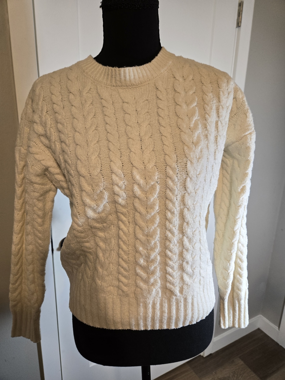 Joie Cream Cable Knit Crewneck Sweater Extra Small XS Ivory Chunky Retro Knit